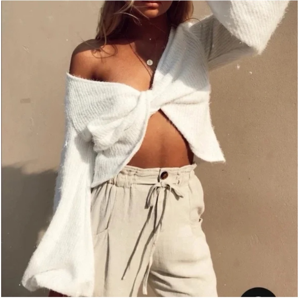 Princess Polly - Twist Front Sweater